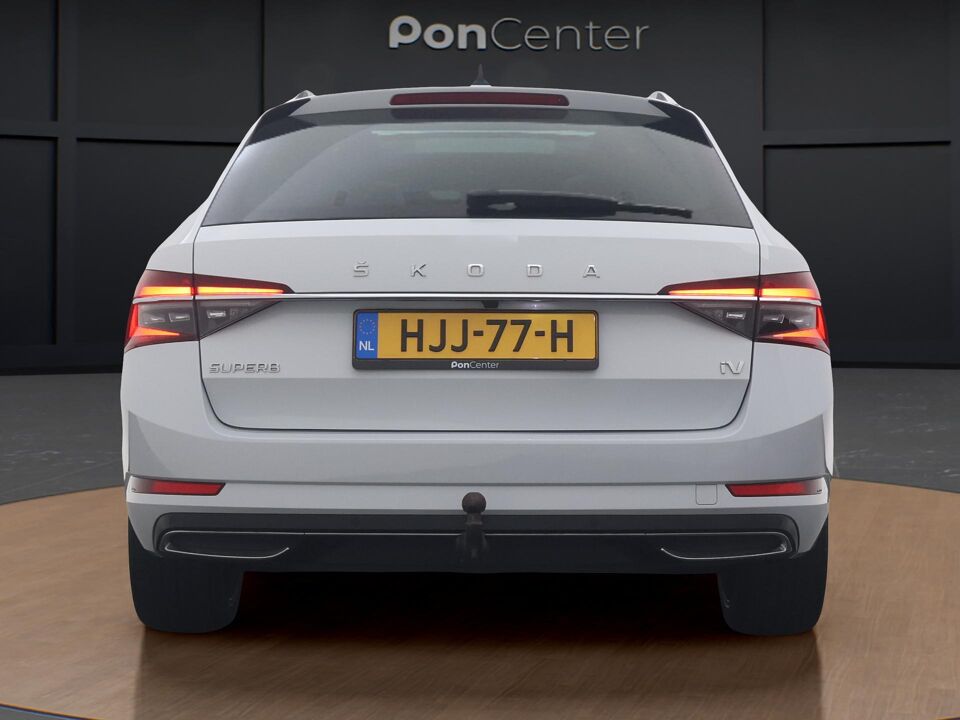 Škoda Superb Combi 1.4 TSI iV Laurin&Klement