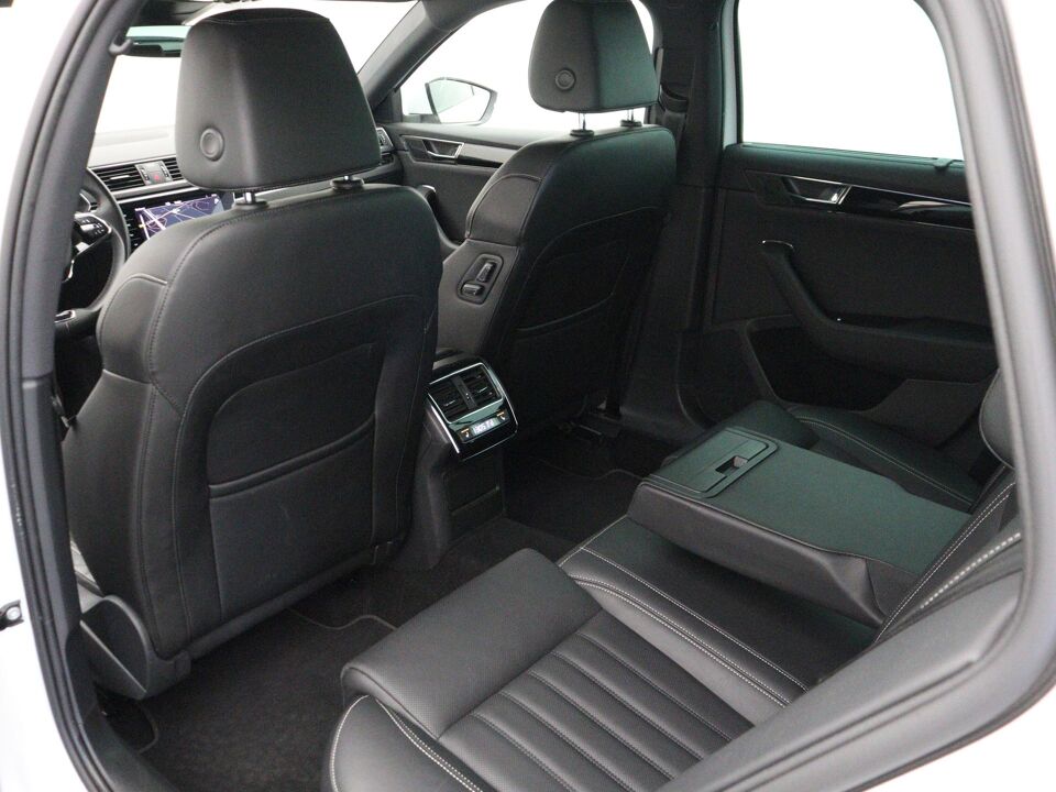 Škoda Superb Combi 1.4 TSI iV Laurin&Klement