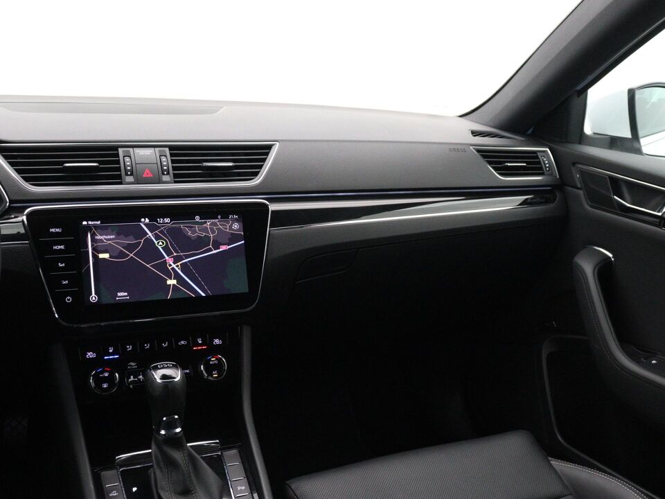 Škoda Superb Combi 1.4 TSI iV Laurin&Klement