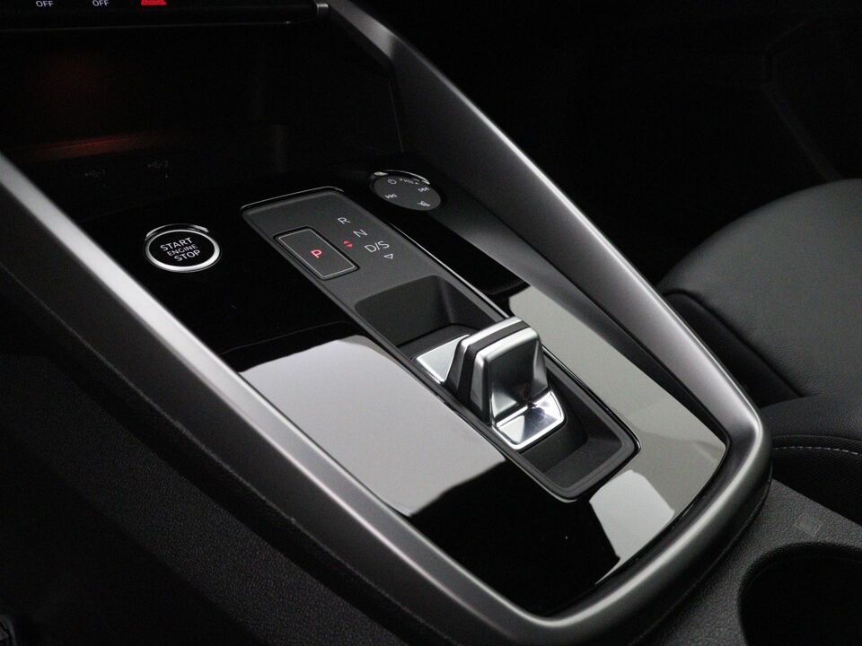 Audi A3 Sportback 30 TFSI S edition