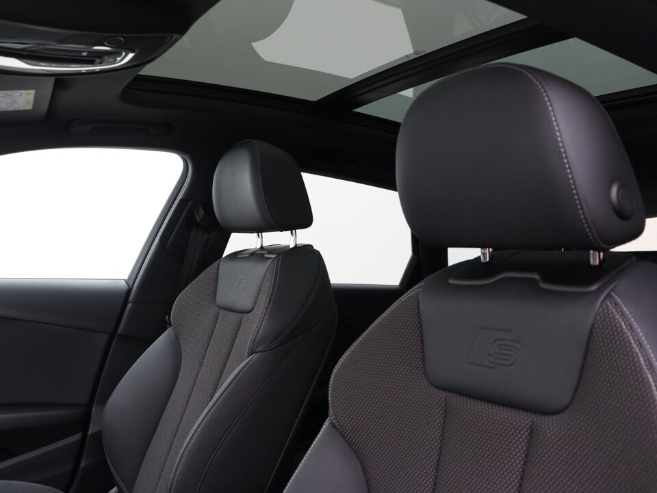 Audi A4 Avant 35 TFSI S edition Competition