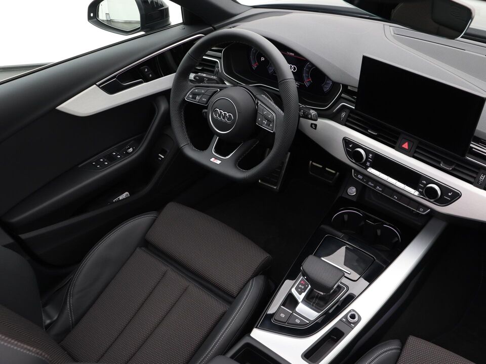 Audi A4 Avant 35 TFSI S edition Competition