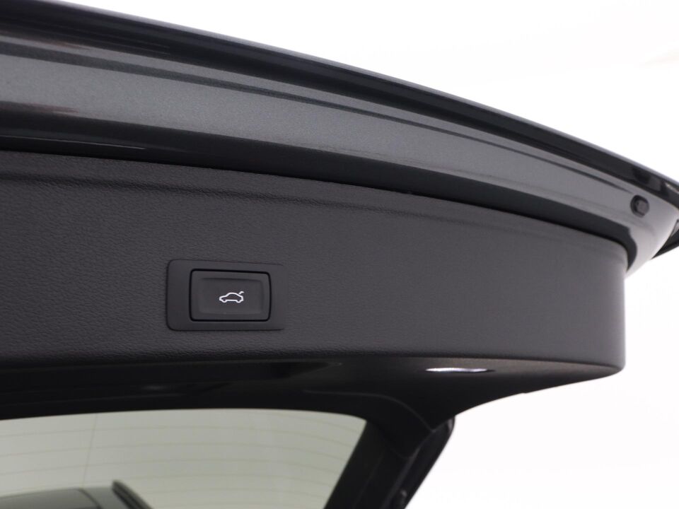 Audi A4 Avant 35 TFSI S edition Competition