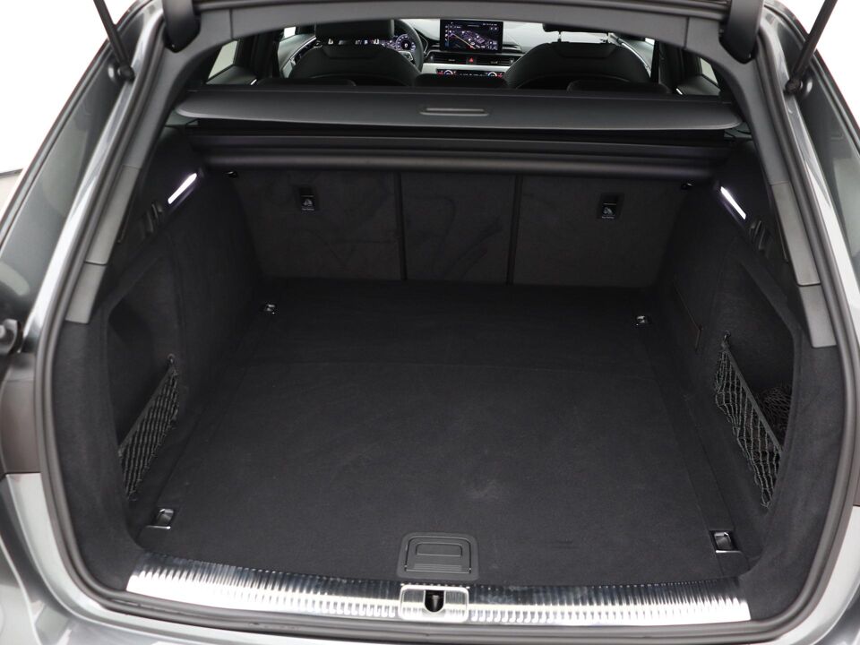 Audi A4 Avant 35 TFSI S edition Competition
