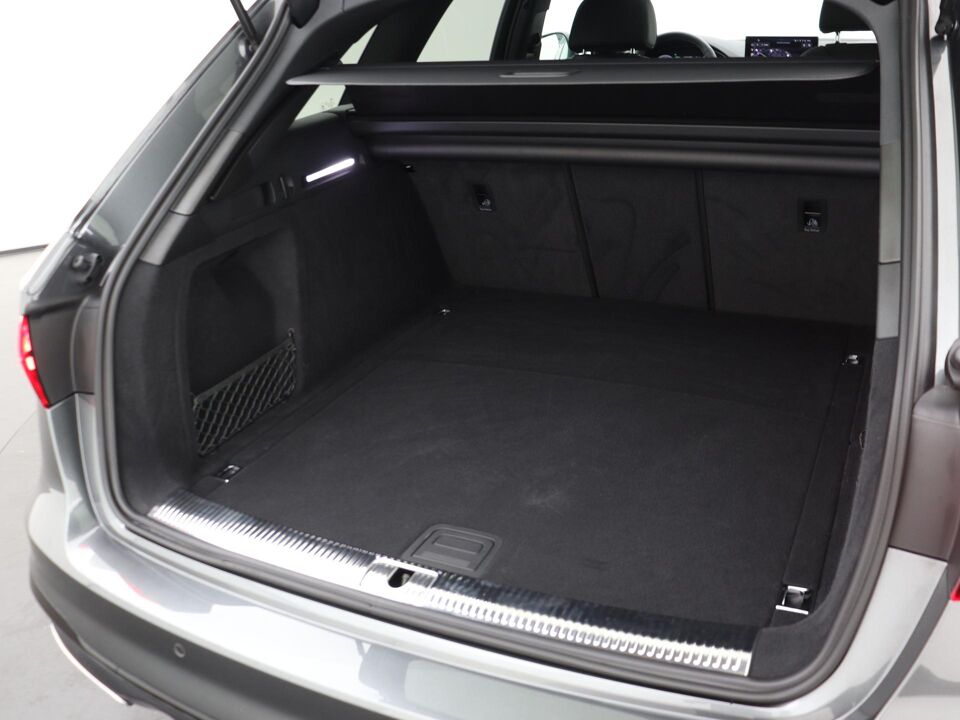 Audi A4 Avant 35 TFSI S edition Competition