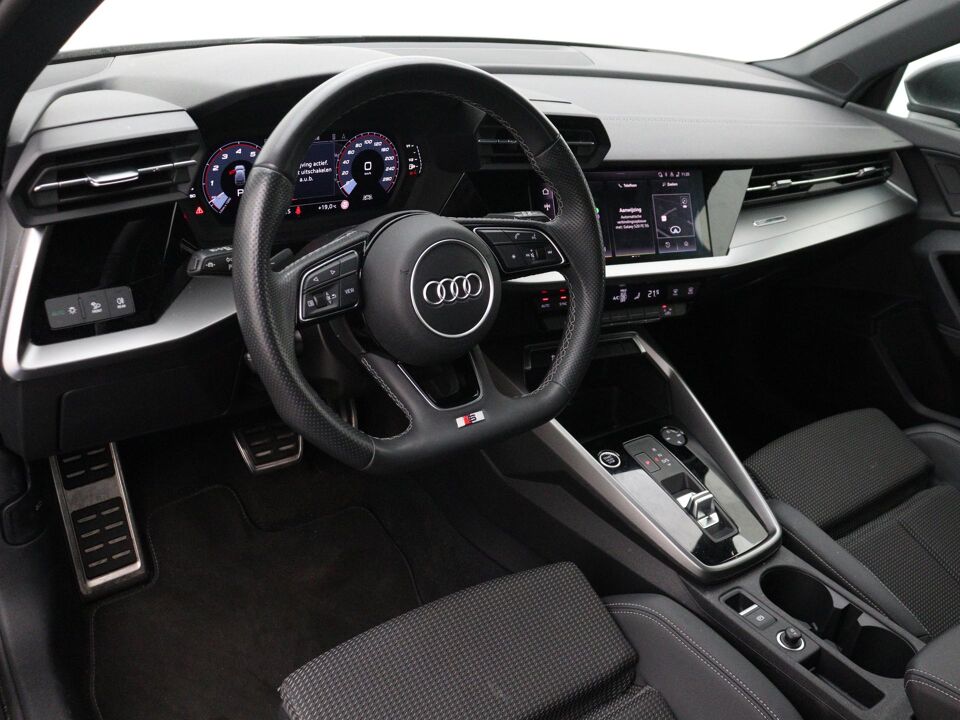 Audi A3 Sportback 30 TFSI S edition