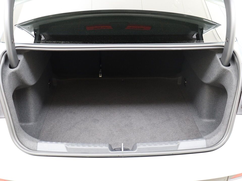 Audi A3 Limousine 35 TFSI 150 PK Advance Edition