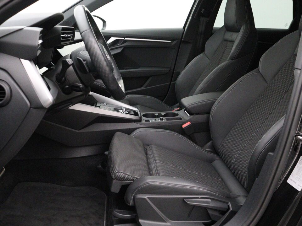 Audi A3 Sportback 30 TFSI S edition