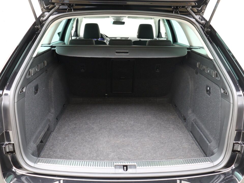 Škoda Superb Combi 1.5 TSI 150 PK DSG Business Edition Plus