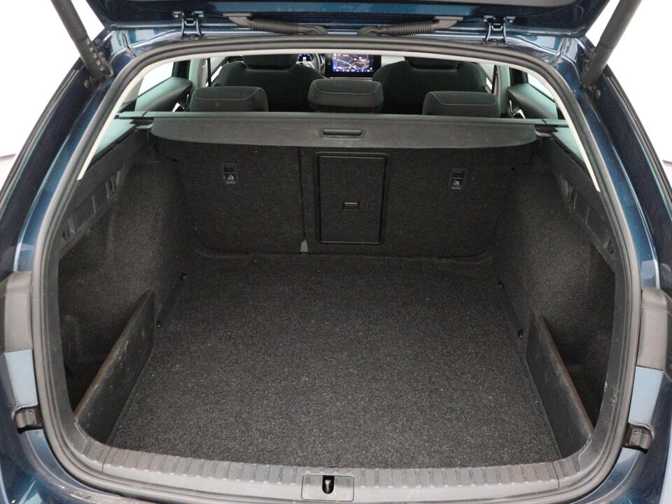 Škoda Octavia Combi 1.5 e-TSI Business Edition Plus