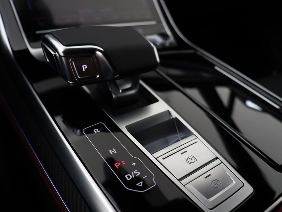 Audi Q7 Pro Line S 55 TFSI e 290 kW / 394 PK