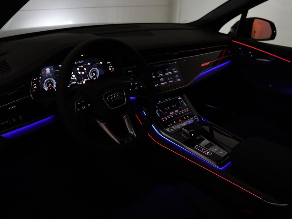 Audi Q7 Pro Line S 55 TFSI e 290 kW / 394 PK