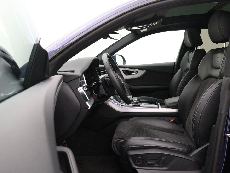 Audi Q8 55 TFSI e Quattro S-Line