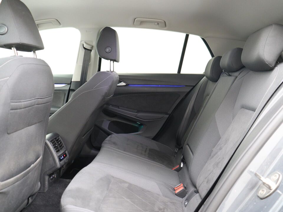 Volkswagen Golf 1.0 TSI 110 PK Life