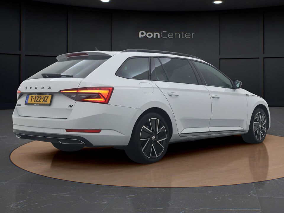 Škoda Superb Combi 1.4 TSI iV Sportline Business