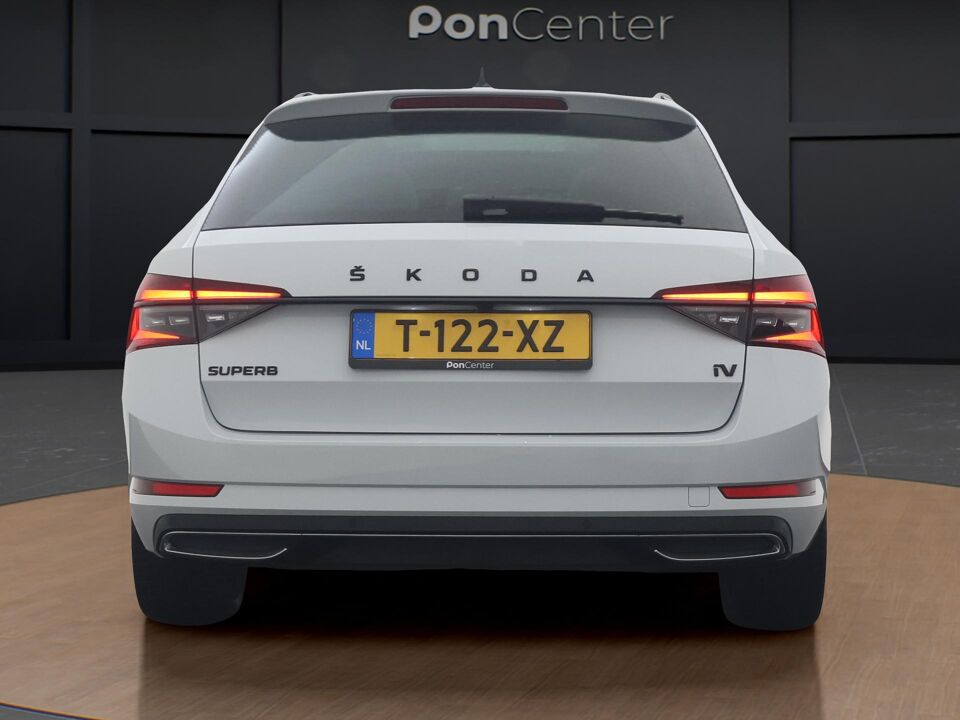 Škoda Superb Combi 1.4 TSI iV Sportline Business