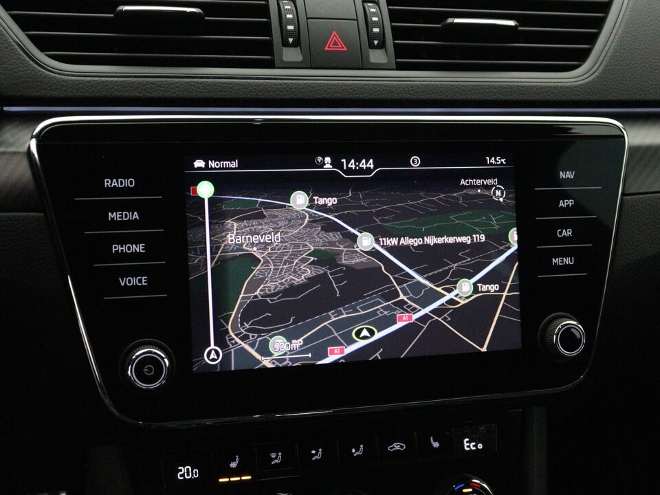 Škoda Superb Combi 1.4 TSI iV Sportline Business