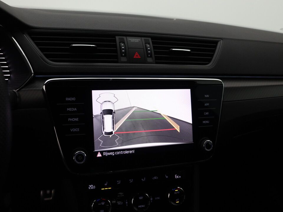 Škoda Superb Combi 1.4 TSI iV Sportline Business
