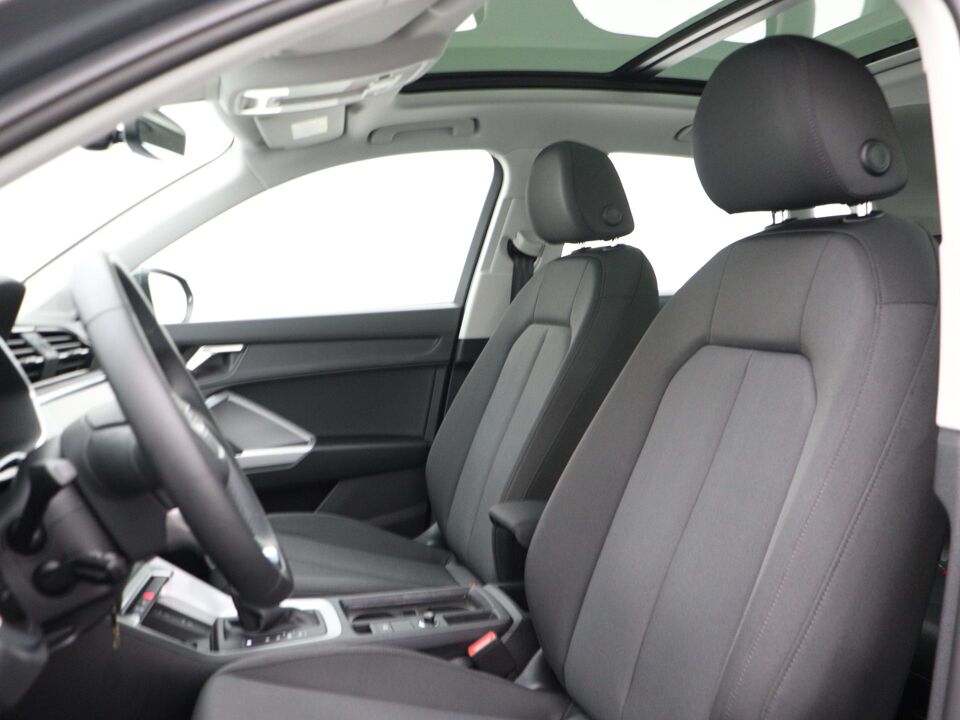 Audi Q3 45 TFSI e Advanced edition
