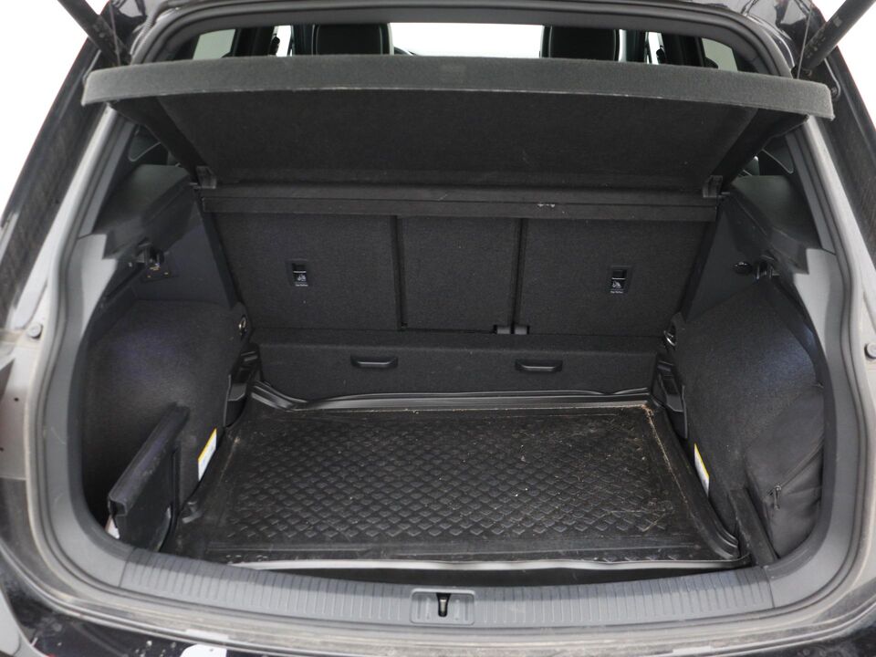 Volkswagen Tiguan 1.5 TSI 150 PK DSG R-Line Business