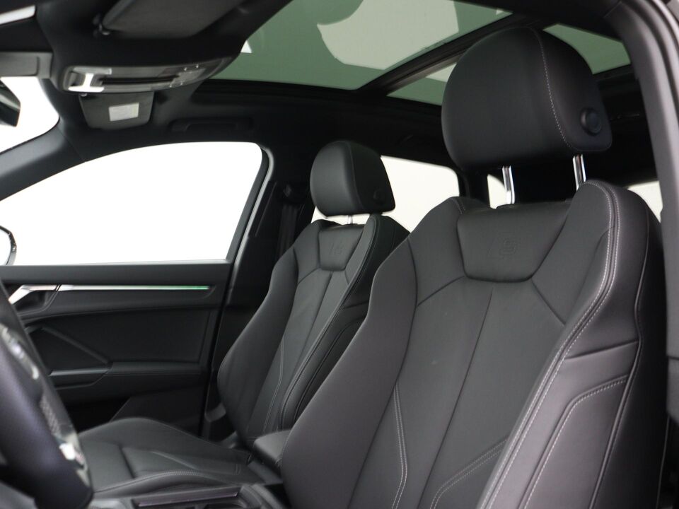 Audi Q3 45 TFSI e S edition