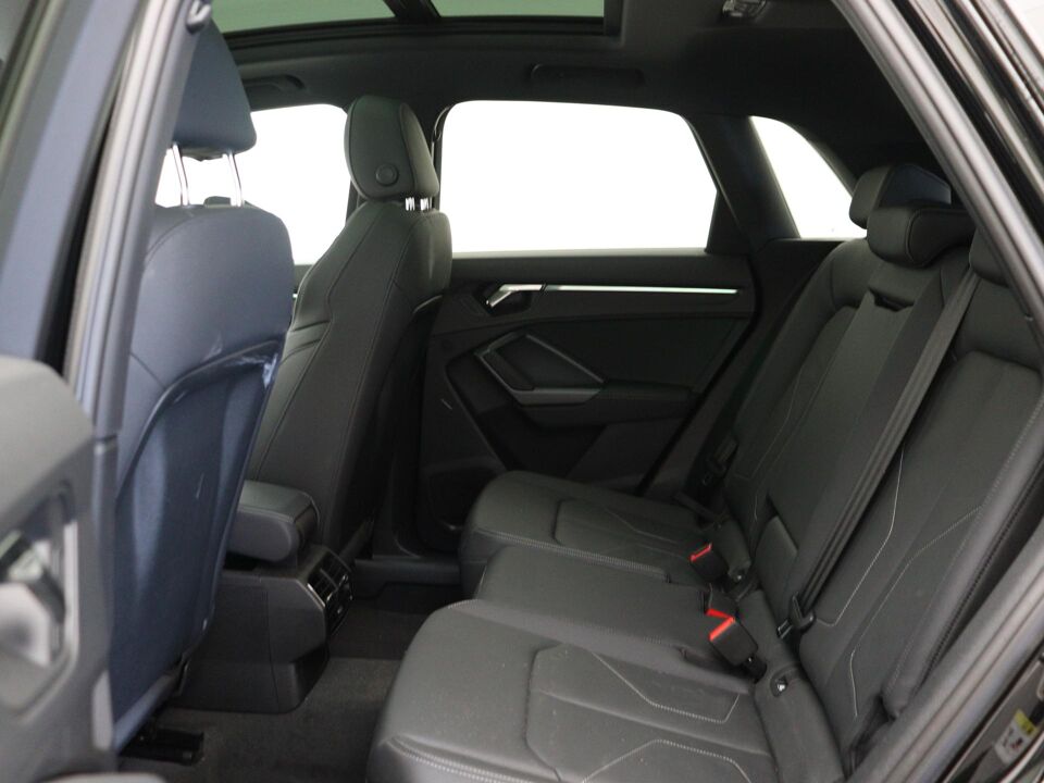 Audi Q3 45 TFSI e S edition