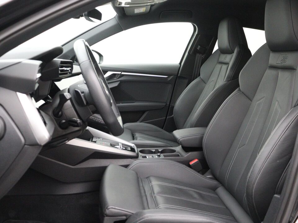 Audi A3 Sportback 30 TFSI S-Line edition