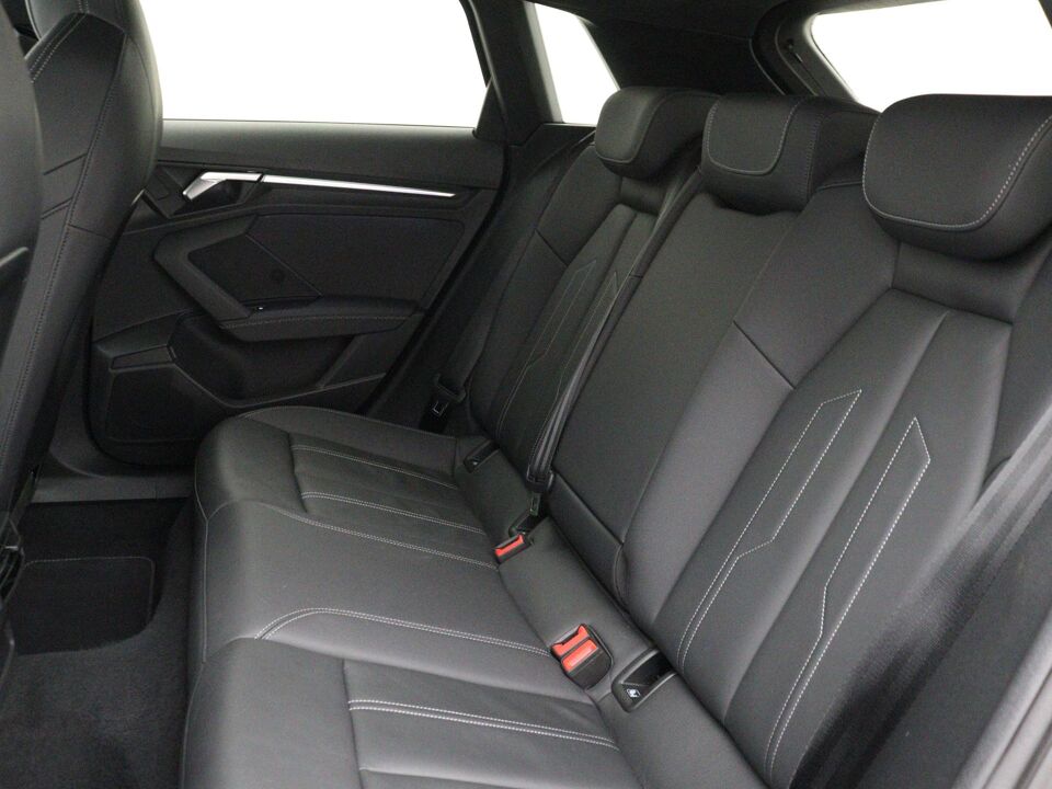 Audi A3 Sportback 30 TFSI S-Line edition