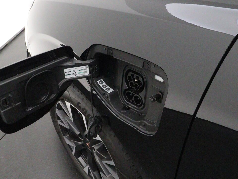 CUPRA Terramar 1.5 TSI e-Hybrid 204 pk