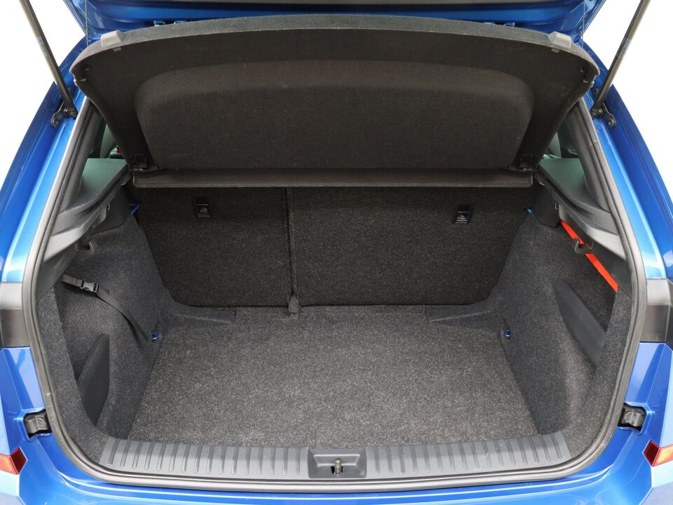 Škoda Kamiq 1.0 TSI 110 PK DSG Sport Business