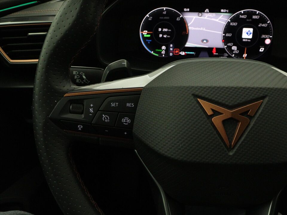 CUPRA Formentor 1.4 TSI e-Hybrid Essential
