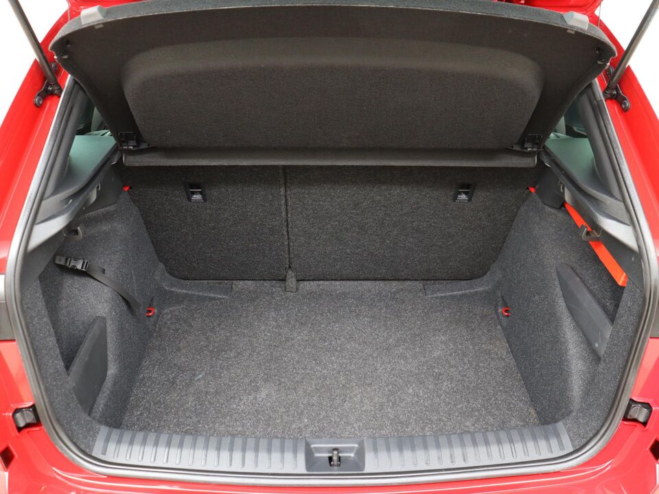 Škoda Kamiq 1.0 TSI 110 PK DSG Sport Business