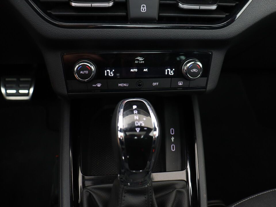 Škoda Kamiq 1.0 TSI 110 PK DSG Sport Business
