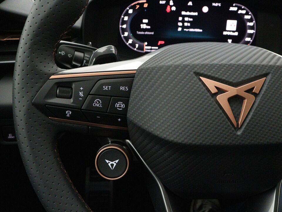 CUPRA Terramar 1.5 TSI e-Hybrid 204 pk