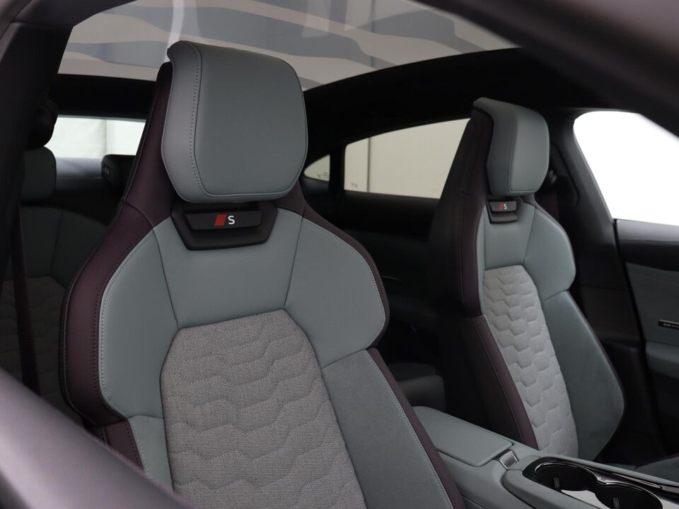 Audi S e-tron GT exclusive edition 1/299 435 kW / 592 PK