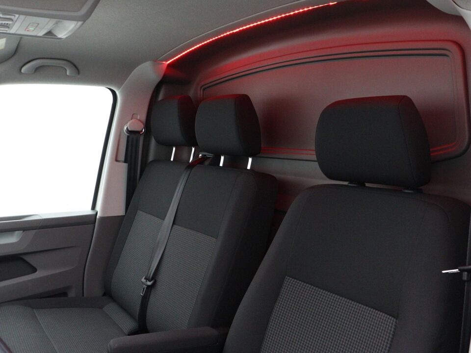 VW-Bedrijfswagens Transporter 2.0 TDI 90 PK L1H1 26 Economy Business