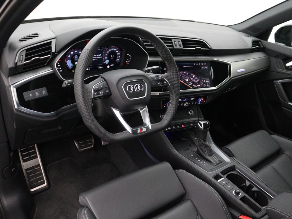 Audi Q3 35 TFSI S Edition Competition