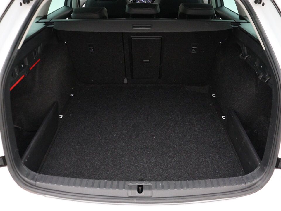 Škoda Octavia Combi 1.5 e-TSI Business Edition Plus