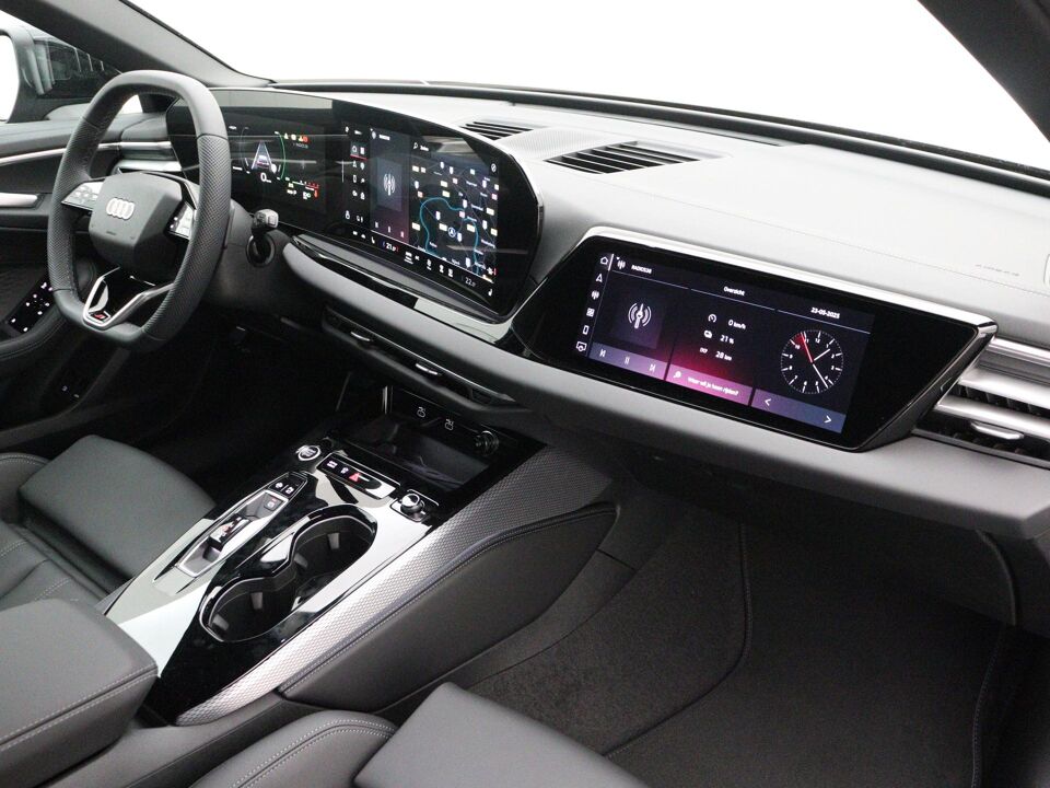 Audi A5 Avant e-hybrid S edition Competition 2.0 TFSI e 270 kW / 367 PK