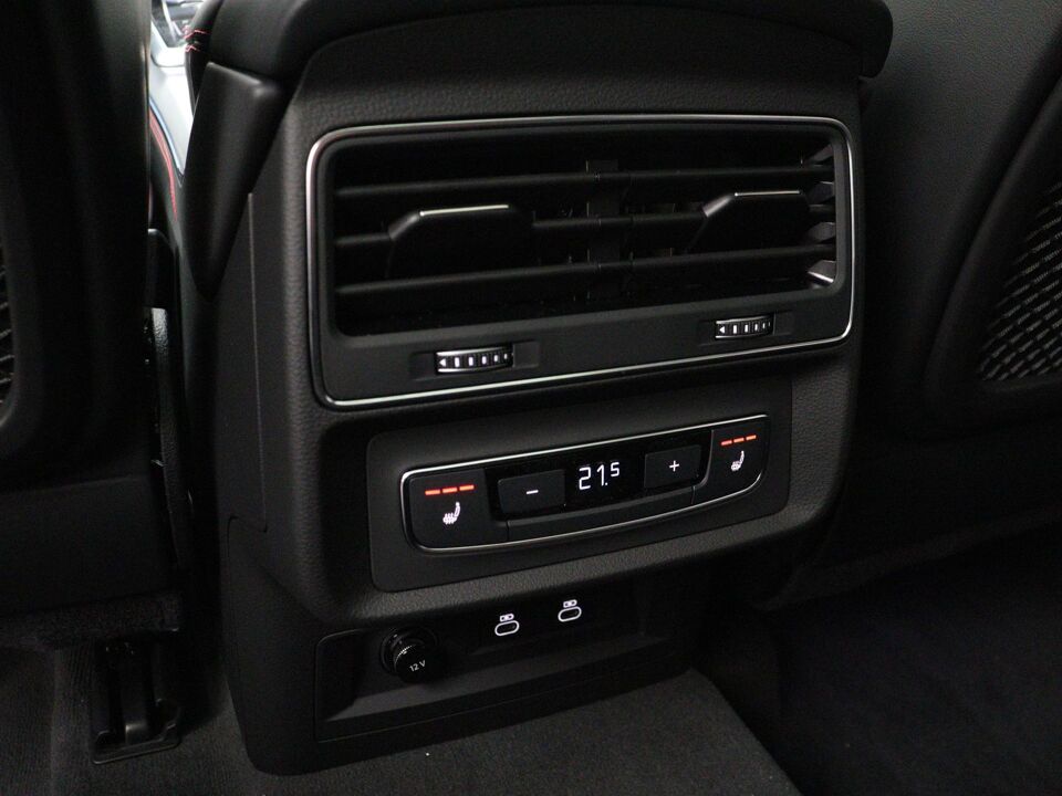 Audi Q7 Pro Line S 55 TFSI e 290 kW / 394 PK