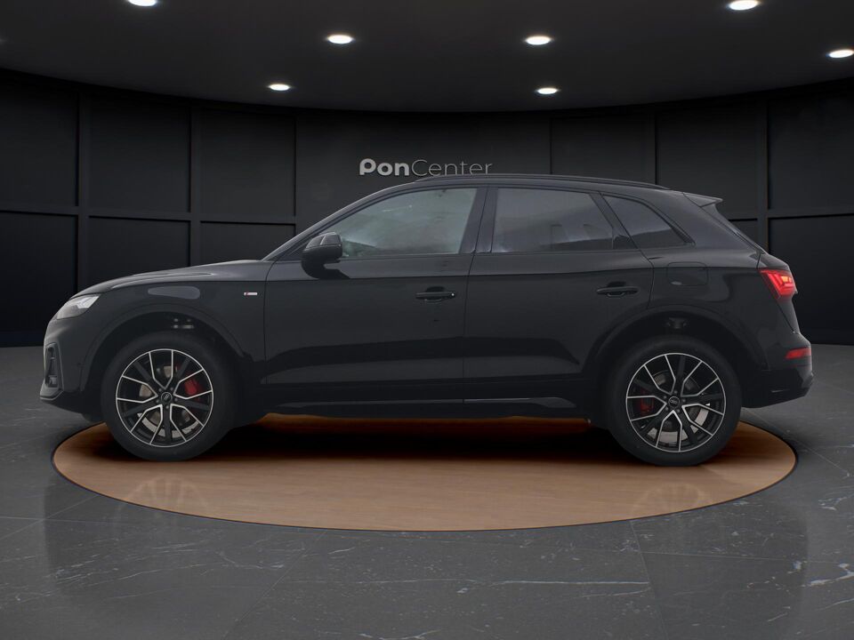 Audi Q5 S edition Competition 50 TFSI e 220 kW / 299 PK