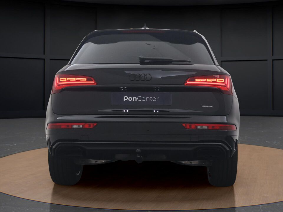 Audi Q5 S edition Competition 50 TFSI e 220 kW / 299 PK