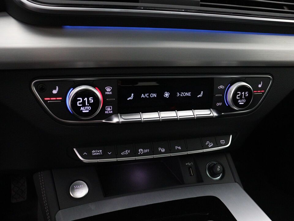 Audi Q5 Sportback S edition Competition 50 TFSI e 220 kW / 299 PK