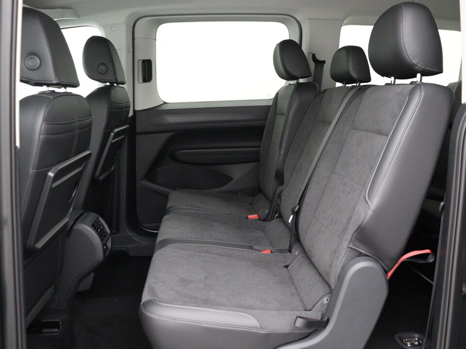 VW-Bedrijfswagens Caddy Kombi Maxi Style 1.5 eHybrid 85 kW / 115 pk