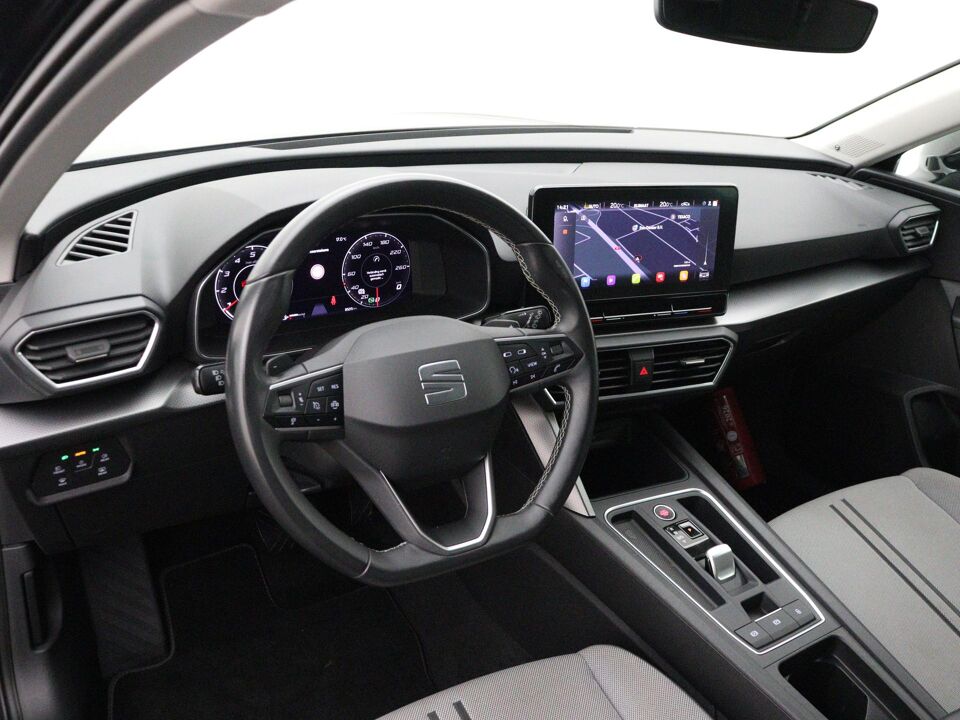 SEAT Leon 1.5 eTSI Style Launch Edition