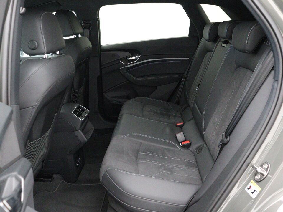 Audi Q8 e-tron 50 Quattro Advanced Edition 95 kWh