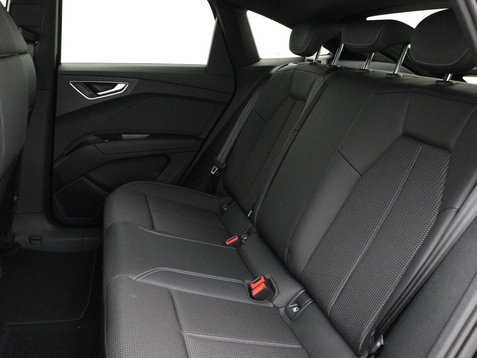 Audi Q4 Sportback e-tron S edition 45 82 kWh 210 kW / 286 PK