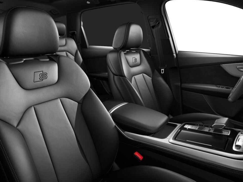 Audi Q7 Pro Line S 55 TFSI e 290 kW / 394 PK