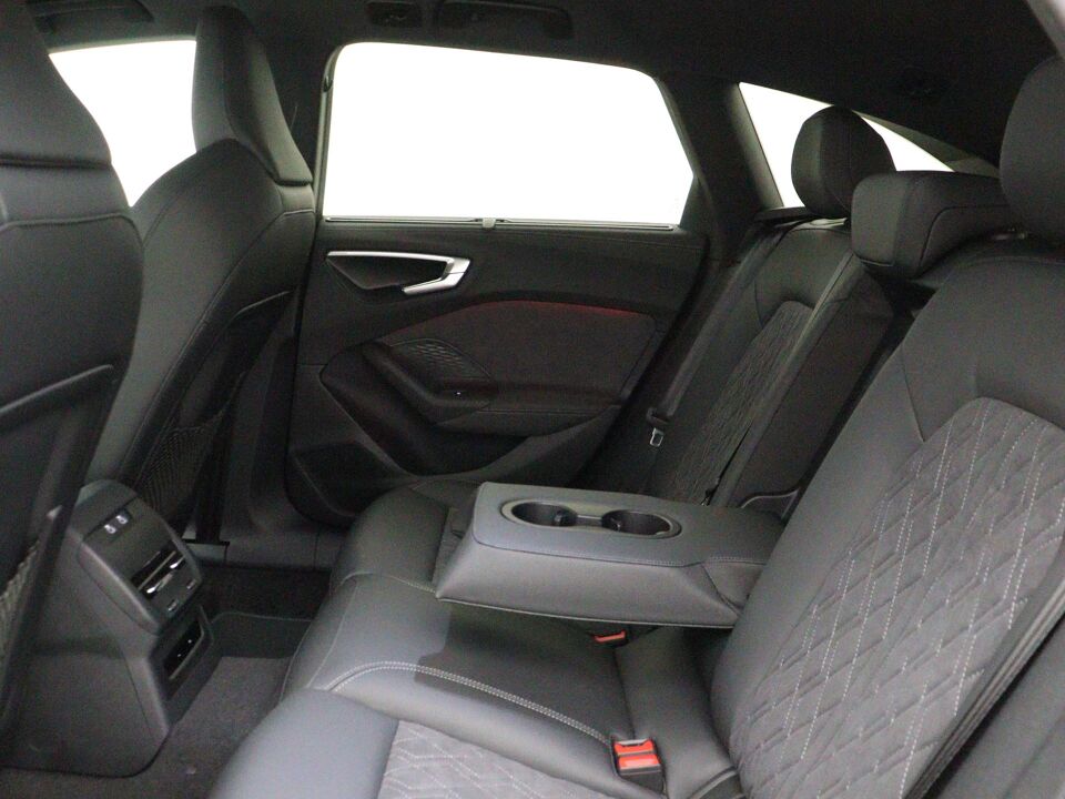 Audi A5 Avant 2.0 TFSI S-line