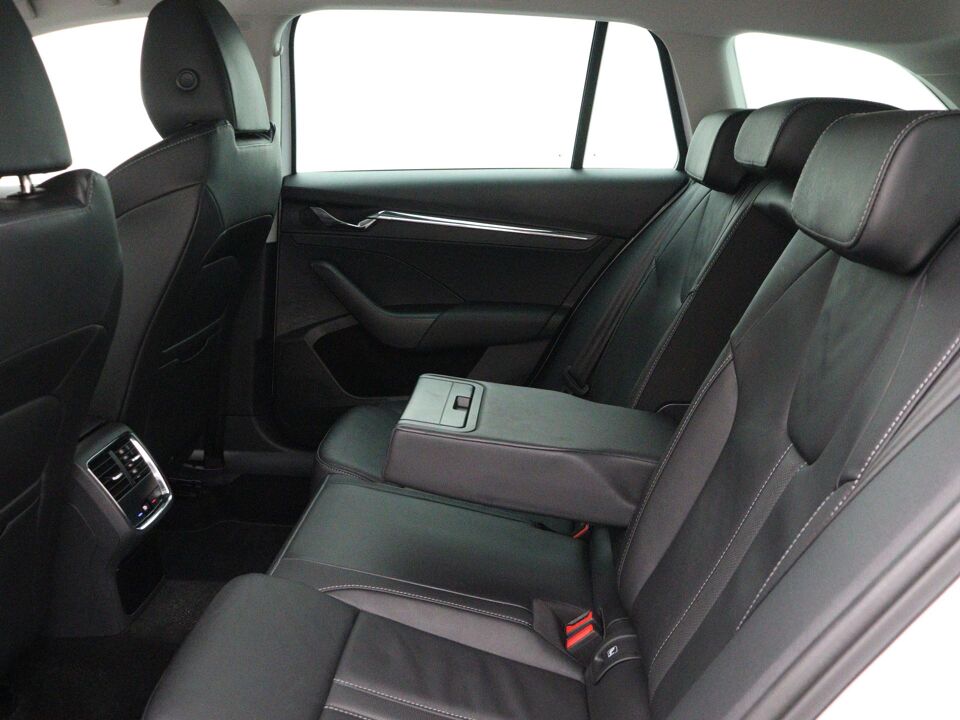 Škoda Octavia Combi 1.5 e-TSI Business Edition Plus
